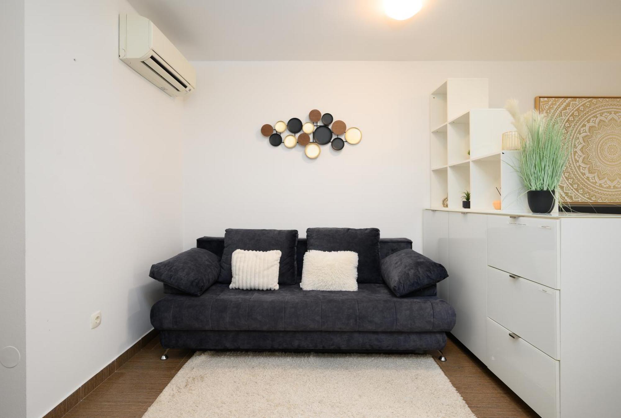Castle Apartment *